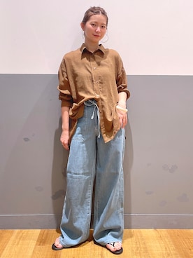 「SOMETHING（サムシング）のSOMETHING(サムシング)サマーベイカーワイドパンツ（デニムパンツ、ブルー系）」を使った、iwarisa_right_onさん（レディース・155cm）の春コーディネート