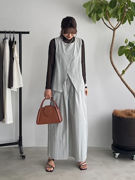 「アイテム（バングル/リストバンド）」を使った、STYELEDELIさん（レディース・169cm）の秋コーディネート