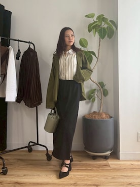 「アイテム（ミリタリージャケット）」を使った、STYELEDELIさん（レディース・164cm）の秋コーディネート