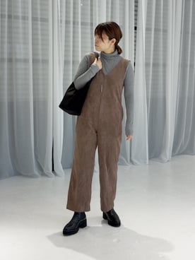 「アイテム（オールインワン・サロペット）」を使った、STYELEDELIさん（レディース・160cm）の秋コーディネート