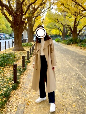 「白ニット」｜「アイテム（トレンチコート）」を使った、むさん（レディース・166cm）の冬コーディネート