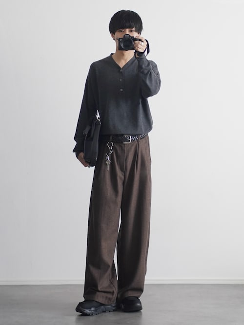 「ETELIO(エテリオ)のカシミヤ混Vネックヘンリーネックニット(ニット/セーター)」を使った、こーせ︎︎︎︎︎︎︎︎さん(メンズ・169cm)の秋コーディネート