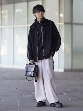 「ETELIO（エテリオ）の【2点セット】サージカルステンレスフープ　イヤーカフ　巾着付き（イヤーカフ）」を使った、こーせ︎︎︎︎︎︎︎︎さん（メンズ・169cm）の春コーディネート