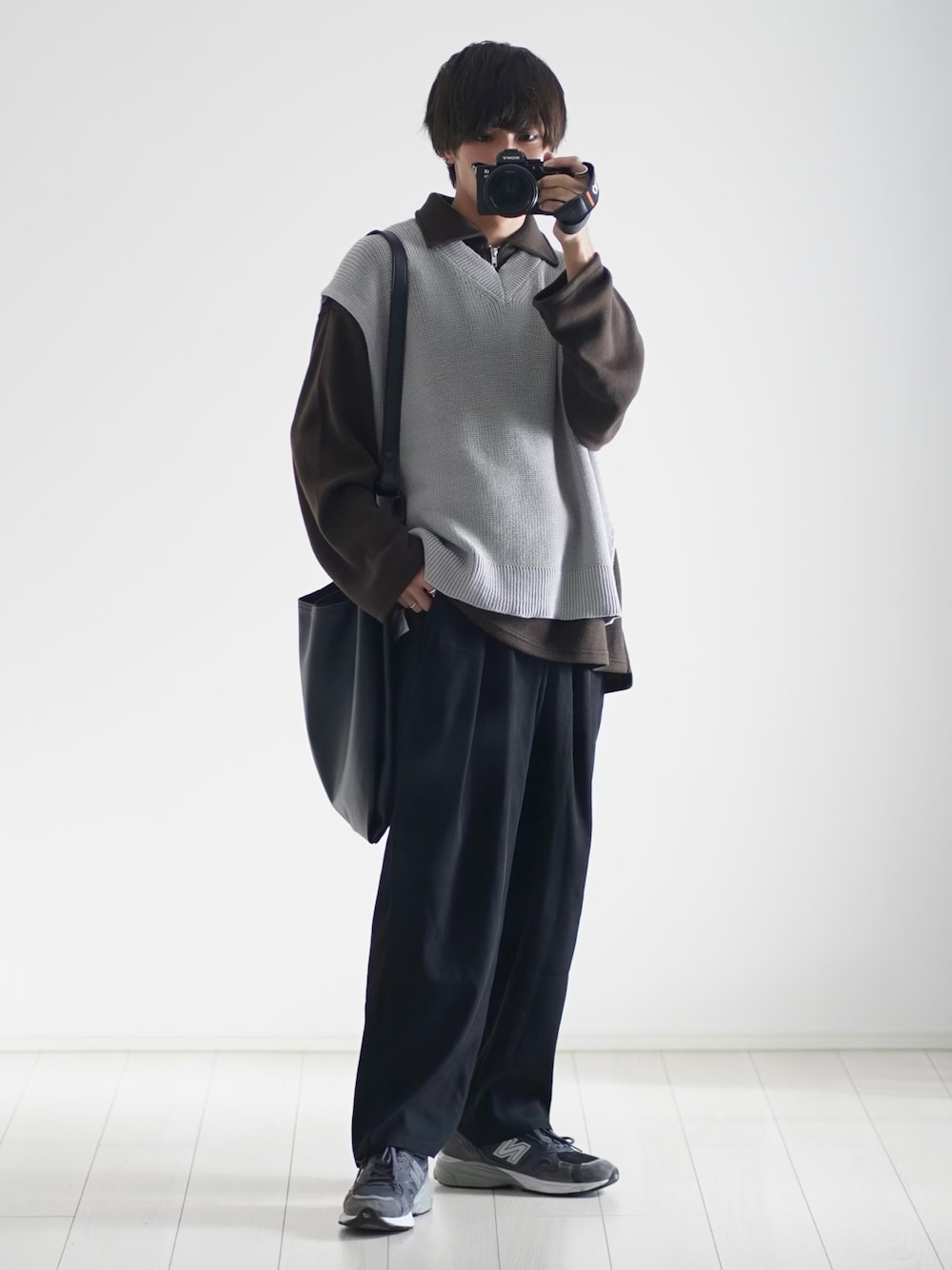 こーせ︎︎︎︎︎︎︎︎｜ETELIOのベストを使ったコーディネート