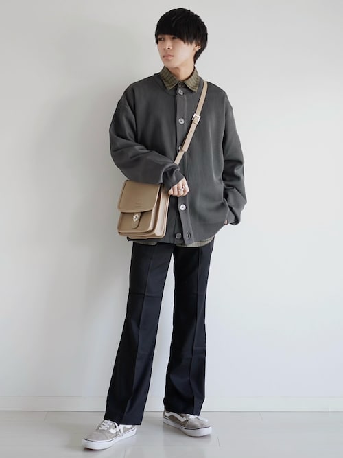 TRセンタープレスシューカットフレアスラックス（スラックス