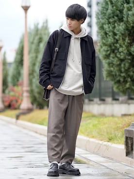 「RUUBON（ルーボン）のアイテム（パーカー）」を使った、こーせ︎︎︎︎︎︎︎︎さん（メンズ・169cm）の秋コーディネート