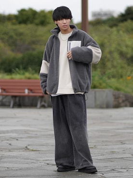 「グラデーションデニム」｜「アイテム（その他アウター）」を使った、こーせ︎︎︎︎︎︎︎︎さん（メンズ・169cm）の秋コーディネート