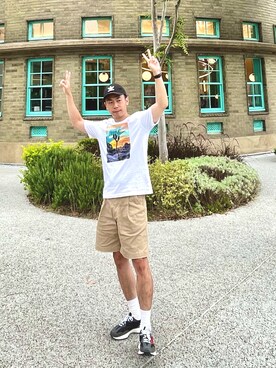 「plain-me（プレインミー）のアイテム（カーゴパンツ）」を使った、Ryan Hsuehさん（メンズ・176cm）の夏コーディネート