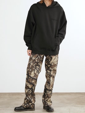 「Dickies（ディッキーズ）の【お気に入り数10万人突破】Dickies/ディッキーズ THE ORIGINAL FIT 874 TCツイル センタープレス スケーターパンツ レングス32インチ ワークパンツ（チノパンツ）」を使った、mikiさん（メンズ・178cm・20代）の夏コーディネート