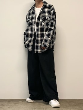 「Theater code（シアターコード）のアイテム」を使った、mikiさん（メンズ・170cm）の秋コーディネート