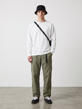 「Gramicci（グラミチ）のGramicci/グラミチ Gramicci PANT パンツ グラミチパンツ テーパード コットン ユニセックス 2026年 夏 夏服 秋服（チノパンツ、グリーン系）」を使った、mikiさん（メンズ・178cm）の夏コーディネート
