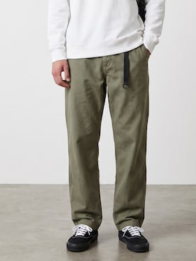 「Gramicci（グラミチ）のGramicci/グラミチ Gramicci PANT パンツ グラミチパンツ テーパード コットン ユニセックス 2026年 夏 夏服 秋服（チノパンツ、グリーン系）」を使った、mikiさん（メンズ・178cm）の夏コーディネート