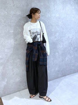 「アイテム（シュシュ）」を使った、RYOKOさん（レディース・158cm）の秋コーディネート