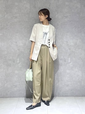 「A part by（アパートバイ）のスラックスコクーンボリュームパンツ（スラックス、ベージュ系）」を使った、RYOKOさん（レディース・158cm）の春コーディネート