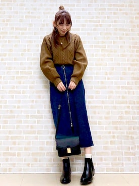 「アイテム（トップス、ブラウン系）」を使った、tomoさん（レディース・160cm）の秋コーディネート