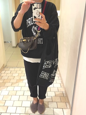 「sita parantica（シータパランティカ）のアイテム（ショルダーバッグ、ブラウン系）」を使った、おメルさん（レディース）の秋コーディネート