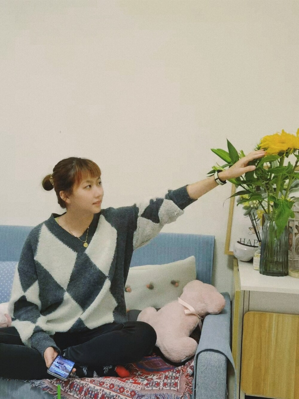 「NONOのアイテム（トップス、グレー系）」を使った、Zzoujoeさん（レディース・168cm）の冬コーディネートの1枚目の写真