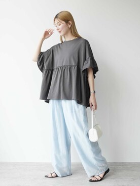「reca（レカ）のアイテム（Tシャツ/カットソー）」を使った、recastaffさん（レディース・165cm）の春コーディネート