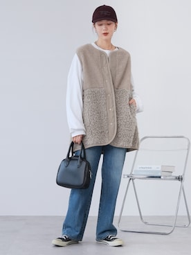 「reca（レカ）のノーカラーボアベスト（ベスト、ベージュ系）」を使った、recastaffさん（レディース・158cm）の秋コーディネート