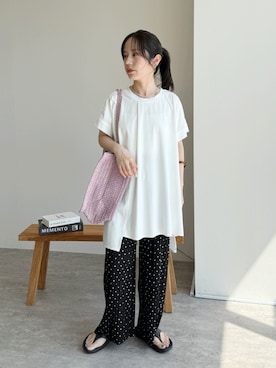 「reca（レカ）のアイテム（Tシャツ/カットソー）」を使った、recastaffさん（レディース・154cm）の春コーディネート