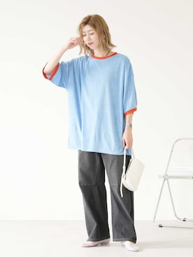 「reca（レカ）のパイル地リンガーネック配色Tシャツ（Tシャツ/カットソー、ブルー系）」を使った、recastaffさん（レディース・158cm）の夏コーディネート