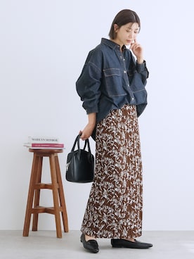 「reca（レカ）のデニムシャツジャケット（デニムジャケット、ブルー系）」を使った、recastaffさん（レディース・158cm）の秋コーディネート