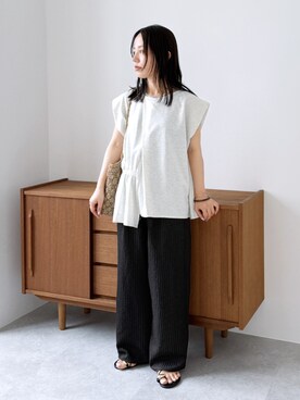 「reca（レカ）の【速乾！ラクかる】無地/ストライプエンボス加工イージーパンツ（その他パンツ）」を使った、recastaffさん（レディース・154cm）の夏コーディネート