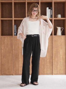 「reca（レカ）のドルマンシアーシャツ（シャツ/ブラウス、グレー系）」を使った、recastaffさん（レディース・158cm）の夏コーディネート