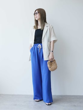 「reca（レカ）のアイテム（ジャケット/アウター）」を使った、recastaffさん（レディース・165cm）の春コーディネート