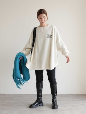 「reca（レカ）のアイテム（スウェット）」を使った、recastaffさん（レディース・165cm）の秋コーディネート