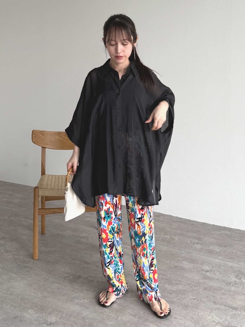 Julia heuer フラワープリント　プリーツ　パンツ Julia heuer フラワープリント プリーツ パンツ Monochromes