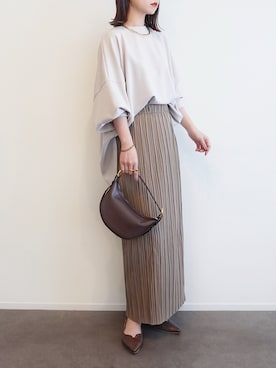 「reca（レカ）のアイテム（スカート）」を使った、recastaffさん（レディース・163cm）の春コーディネート