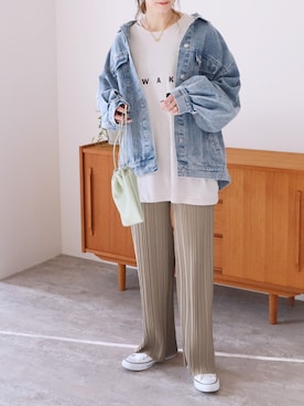 「reca（レカ）のアイテム（デニムジャケット）」を使った、recastaffさん（レディース・165cm）の冬コーディネート
