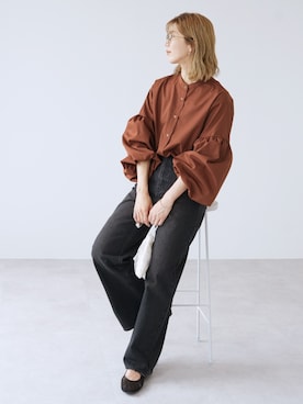 「reca（レカ）のアイテム（シャツ/ブラウス）」を使った、recastaffさん（レディース・165cm）の秋コーディネート