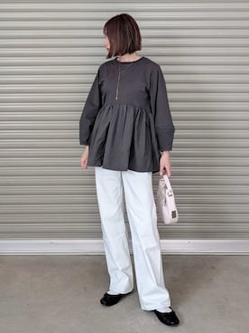 「reca（レカ）のアイテム（その他トップス）」を使った、recastaffさん（レディース・162cm）の春コーディネート