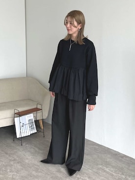 「ぺプラムトップス」｜「アイテム（スウェット）」を使った、recastaffさん（レディース・165cm）の秋コーディネート
