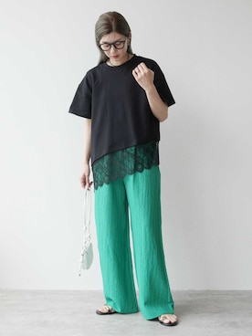 「reca（レカ）のアイテム（Tシャツ/カットソー）」を使った、recastaffさん（レディース・165cm）の春コーディネート