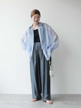 「reca（レカ）のシアーカーブパンツ（その他パンツ、グレー系）」を使った、recastaffさん（レディース・165cm）の春コーディネート
