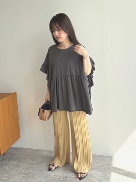 「reca（レカ）の【接触冷感】フレンチフリル袖ワイドカットソー（Tシャツ/カットソー）」を使った、recastaffさん（レディース・154cm）の春コーディネート