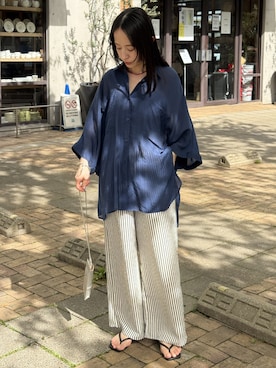 「reca（レカ）の無地/ストライプエンボス加工イージーパンツ（その他パンツ、ブルー系）」を使った、recastaffさん（レディース・165cm）の春コーディネート