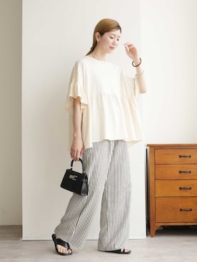 「reca（レカ）のフレンチ袖フリルプルオーバー（Tシャツ/カットソー、ホワイト系）」を使った、recastaffさん（レディース・165cm）の春コーディネート