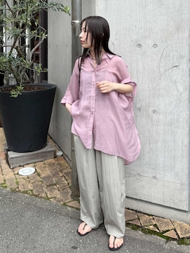 「reca（レカ）のドルマンシアーシャツ（シャツ/ブラウス、ピンク系）」を使った、recastaffさん（レディース・165cm）の春コーディネート