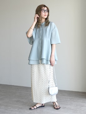 「reca（レカ）の【シリーズ累計販売数178,150枚突破！】迷わず着れる！大人のロングプリーツスカート（スカート、ホワイト系）」を使った、recastaffさん（レディース・165cm）の春コーディネート