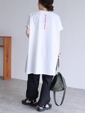 「reca（レカ）のアイテム（Tシャツ/カットソー）」を使った、recastaffさん（レディース・158cm）の夏コーディネート