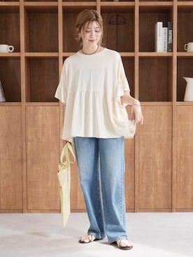 「reca（レカ）のフレンチ袖フリルプルオーバー（Tシャツ/カットソー、ホワイト系）」を使った、recastaffさん（レディース・158cm）の夏コーディネート