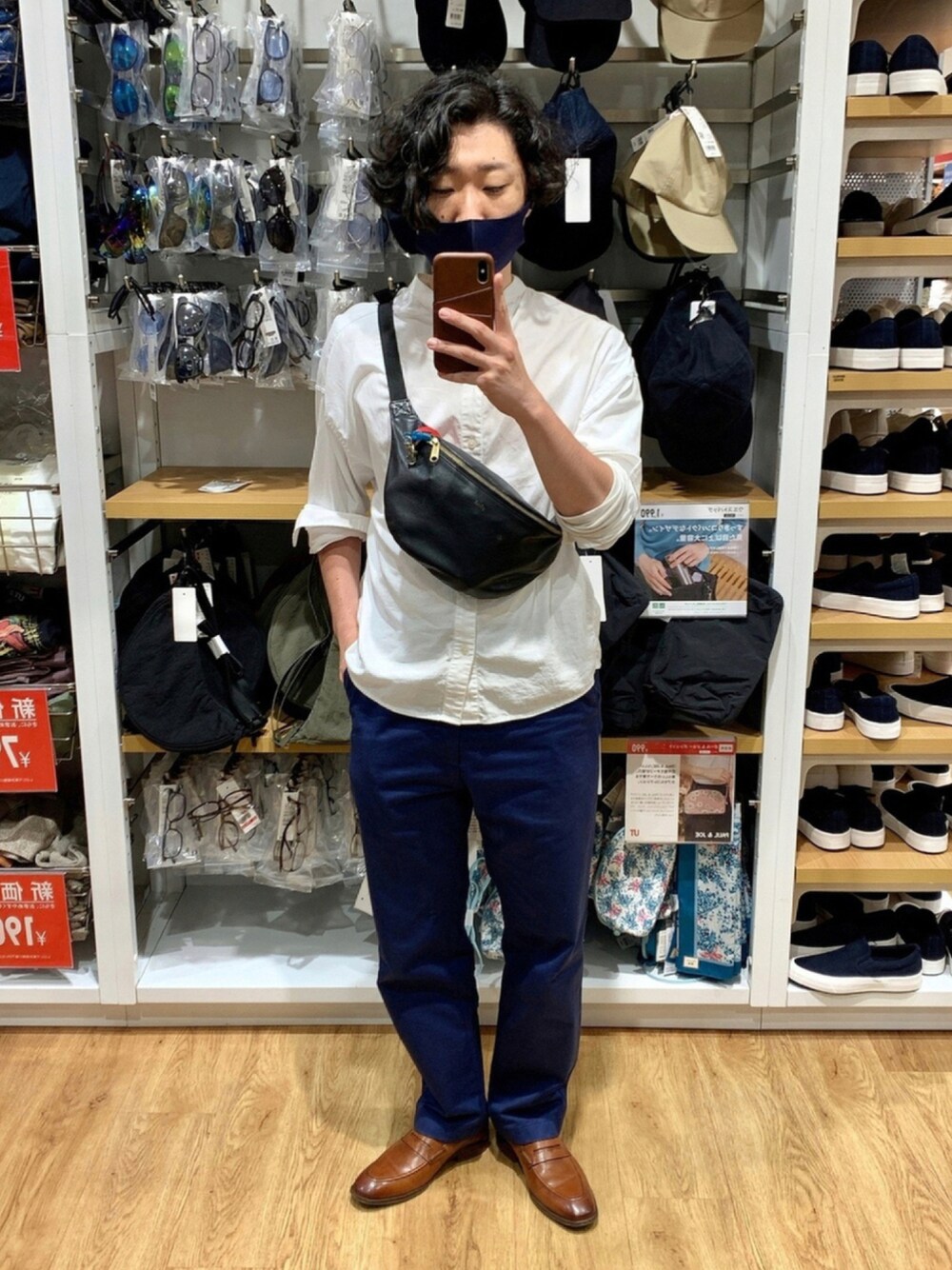 「UNIQLO+J、ユニクロ、COLEHAAN、nano・universe、glamb、きれいめカジュアル、ootd、白シャツ」｜「COLE HAANのワーナー グランド ペニー ローファー mens（ローファー、ブラウン系）」を使った、wetchyyyyyさん（メンズ・169cm）の夏コーディネートの1枚目の写真