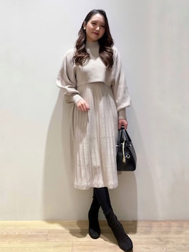 セットアップ（グレー系）を使った「オフィスカジュアル」の人気 
