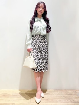 「ほめられ本命コーデ」｜「アイテム（パンプス）」を使った、index スタッフさん（レディース・165cm）の冬コーディネート