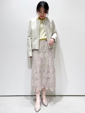 「春ニット」｜「アイテム（ノーカラージャケット）」を使った、index スタッフさん（レディース・158cm）の春コーディネート