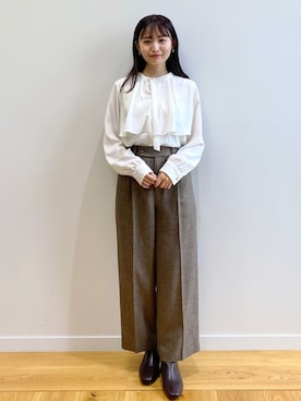 「index」｜「アイテム（アクセサリー）」を使った、index スタッフさん（レディース・158cm）の秋コーディネート
